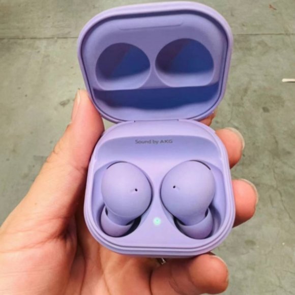 Wireless Earbuds Bluetooth - Picture 2 of 2